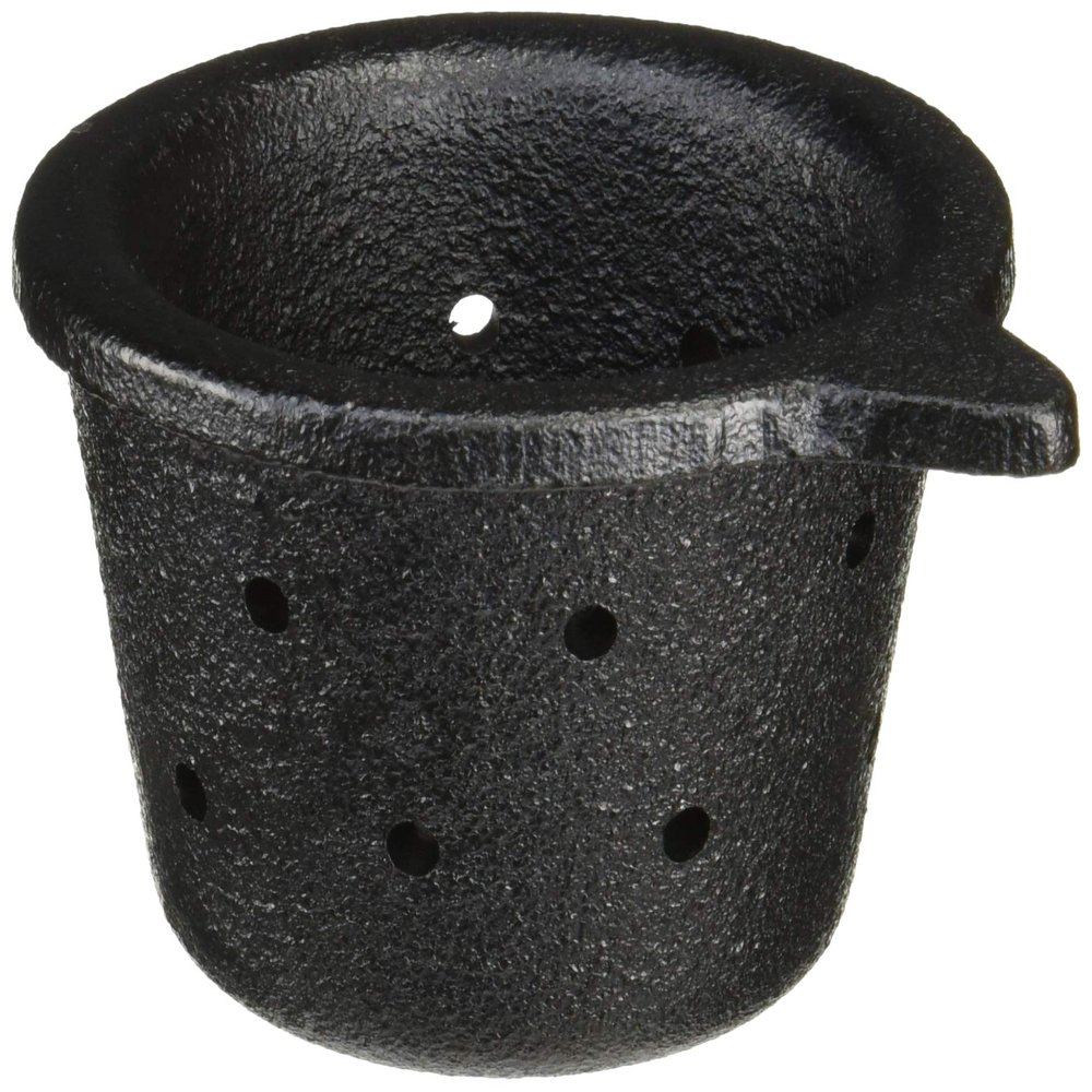 Ikenaga IronWorks Mini Nanbu Ironware, Easy to Remove Water Draining Iron, For Bran Pickles, Made in Japan