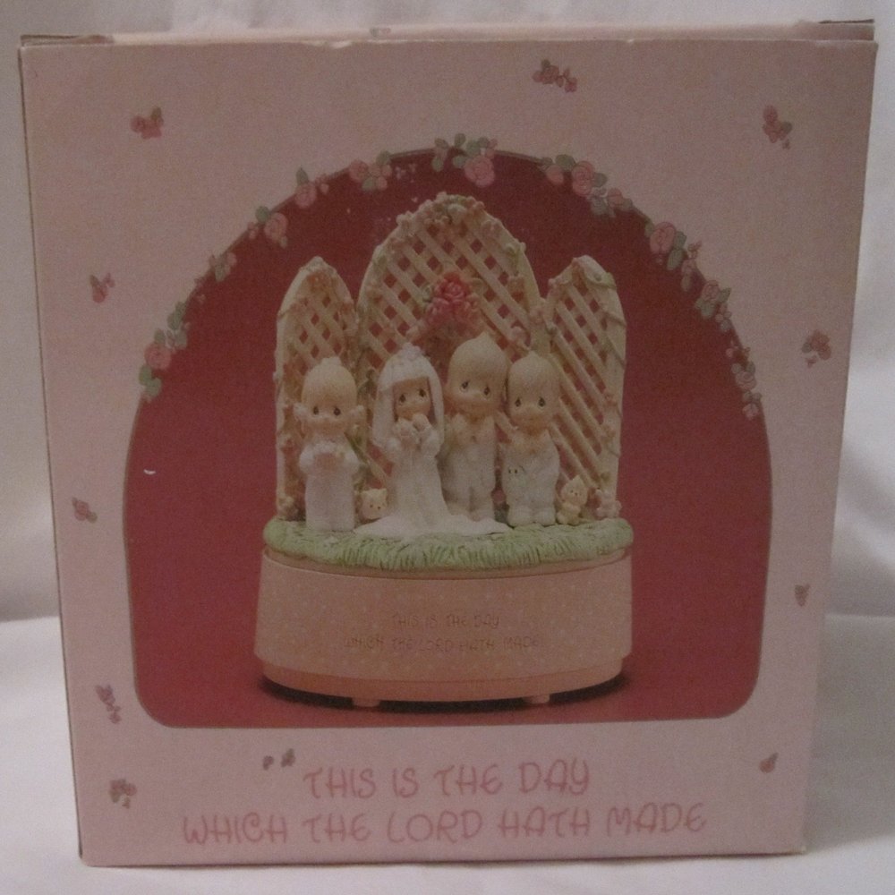 Precious Moments ** This is The Day Which The Lord Hath Made, Animated Musical ** 568899