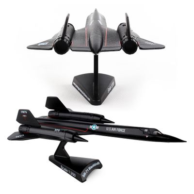 Postage Stamp USAF SR-71 Blackbird Die-Cast Metal Model 1:200 Scale Strategic Reconnaissance Aircraft Replica with Display Stand, Highly Detailed, 6.2 L x 3.2 Wingspan, Adult Collectible Ages 14+