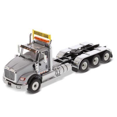 Diecast Masters 1:50 International HX620 SBFA Day Cab Tridem - Light Gray 71011