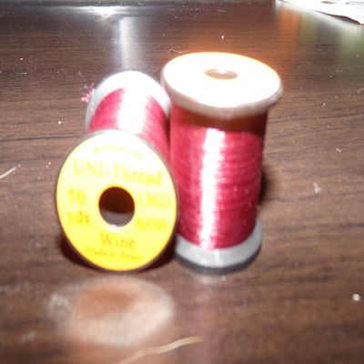 Uni-Thread 6/0 50 Yard Fly Tying Thread (Wine)
