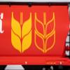 Canadian 4-Bay Cylindrical Grain Hopper with Flashing End of Train Device Canada Grain (Red) - HO Scale view 3