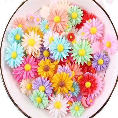 50pcs 10mm Tiny Resin Roses Flower FlatBacks Cabochons Deco F1221x2 (Daisy, 10mm)