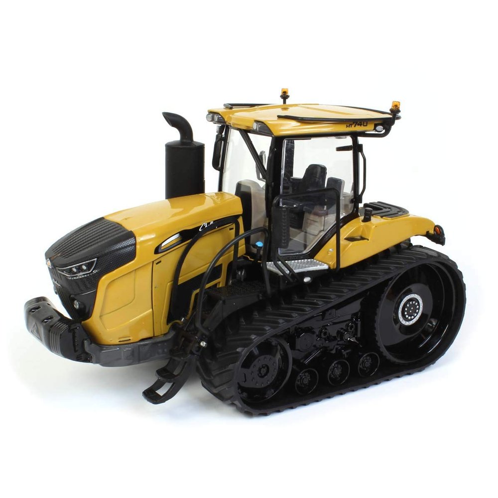 Universal Hobbies 1/32 High Detail Challenger 740 MT on Tracks USK10650