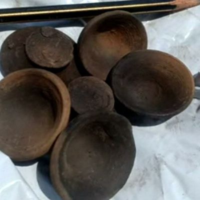 VRINDAVANBAZAAR.COM Smokey Clay Pots - 3 kg, Natural Non-Toxic Clay for Pica Lovers