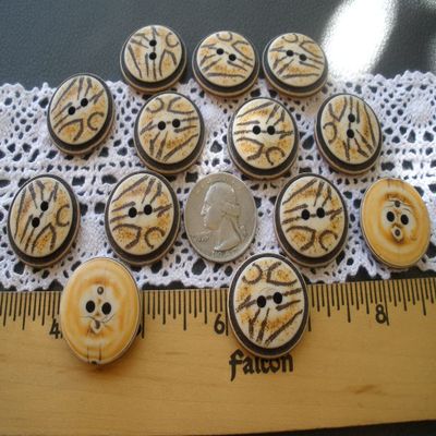 25 Buttons mKET Tribal Ethnic Animal Print One Inch Buttons Plastic 40L 25mm Brown Cream Orange sew on 2-Hole sew on Rounded 2mm Holes