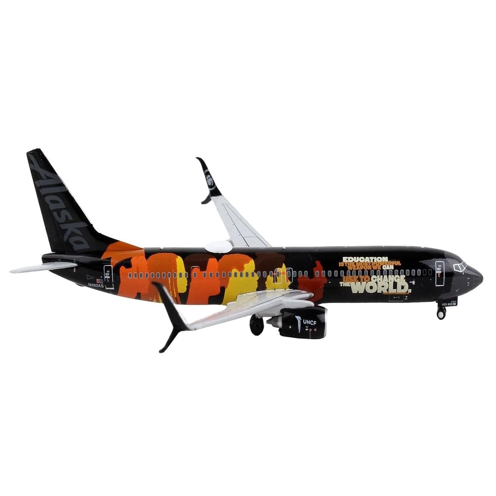 GeminiJets GJASA2026 Alaska Airlines Boeing 737-900ER Our Commitment N492AS; Scale 1:400