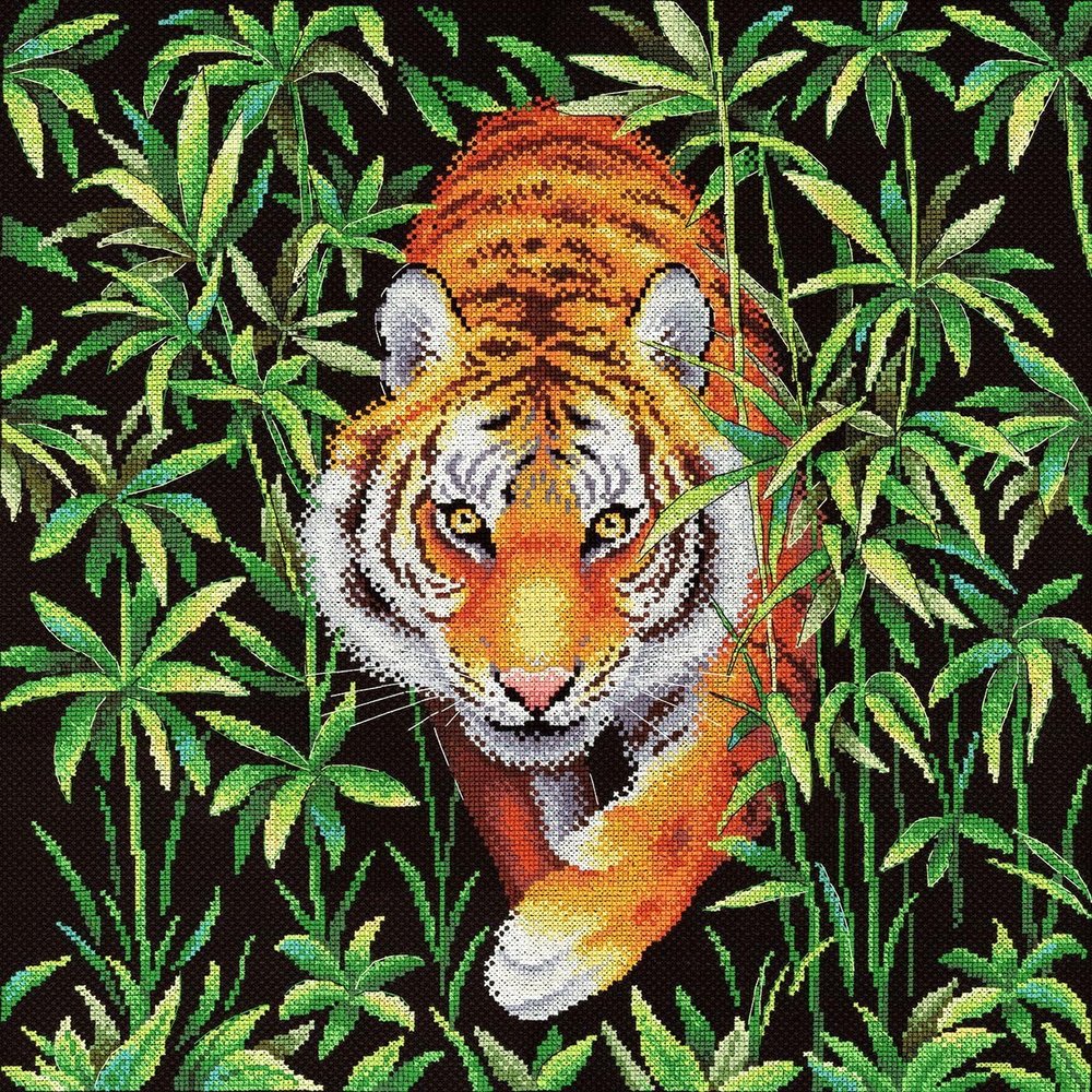 Tiger Cross Stitch kit. Jungle Cross Stitch Pattern on Aida 14 Count Canvas. Cross Stitch by MP Studia. Master of The Jungle HB-756/SNV-756