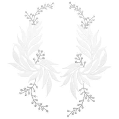 Embroidered Jeans Flower Embroidered Patches DIY Crafts 2pcs Flower Iron On Patches Applique Floral Applique for Clothes Jackets Hats Bags Wedding Decor
