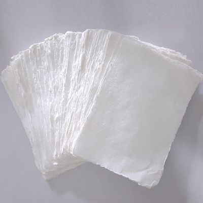 E-Tailor Handmade Paper Mixed Media Deckle Edge Blank Loose Leaf for Watercolor, Writers, Invitations, Crafts Package of 50-Thick 150 GSM-Ivory White (4.5" x 6.5")