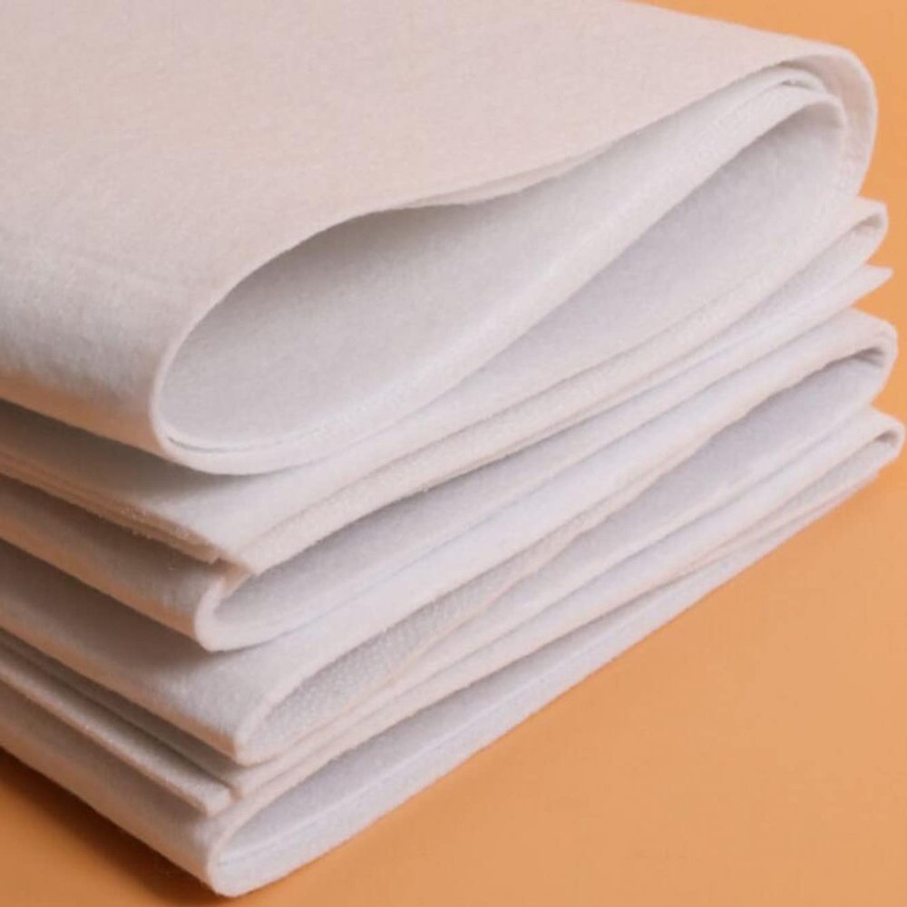 WellieSTR 110g (Lightweight) Iron On Interlining Filler Fabric Cotton Wadding Batting Purse Patchwork Quilting Craft DIY Projects Lining(39 Inches x 1 Yard)