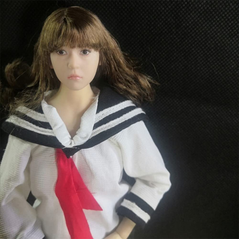 1/6 Scale Female Head Sculpt, Pale Skin Loli Girl Brown Curls Hair Head Carved for 12inches Action Figure Body Doll