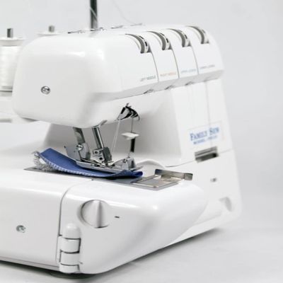 Family Sew FS320 2/3/4 Thread Overlock Serger