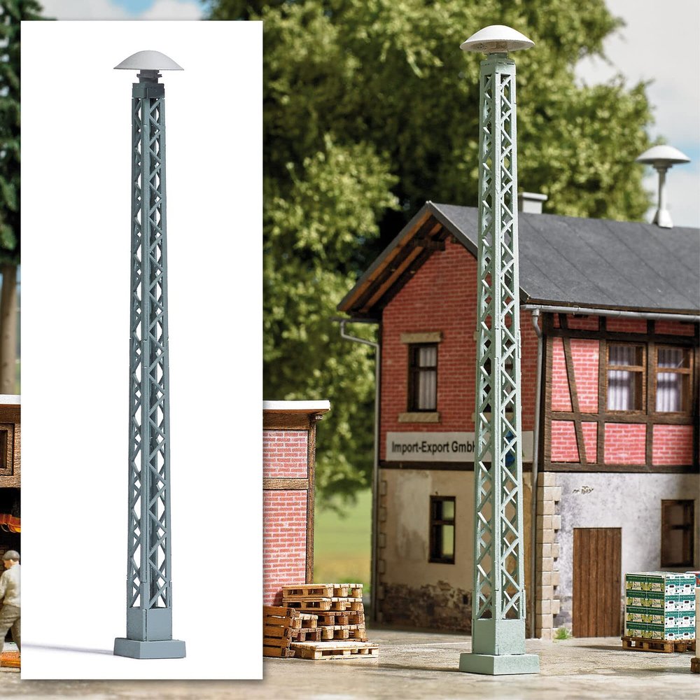 Busch 7693 HO Scale Lattice Mast with Siren