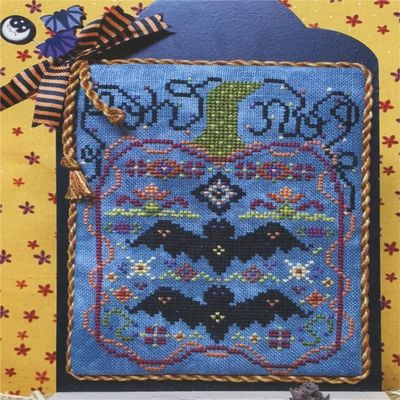 Rosewood Manor SM-023 Bats On A Pumpkin Chart by Karen Kluba