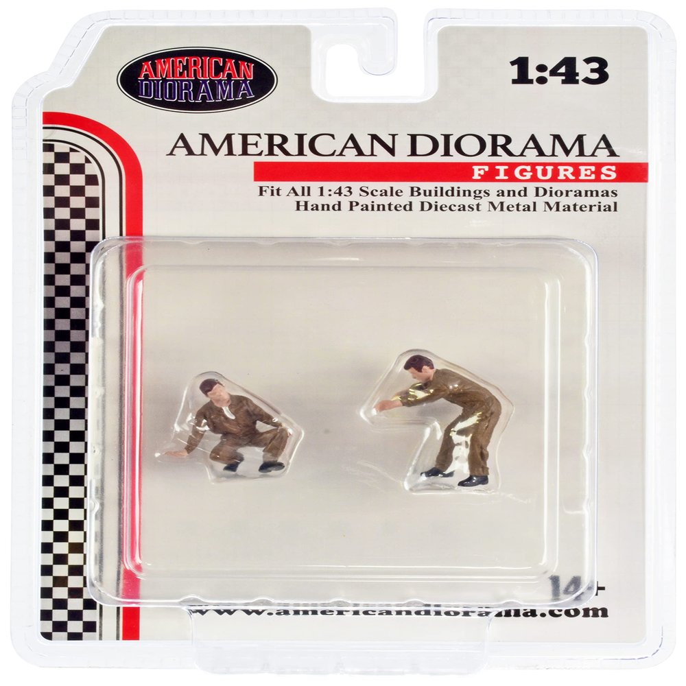 American Diorama Race Day Two Diecast Figures Set 5 for 1/43 Scale Models