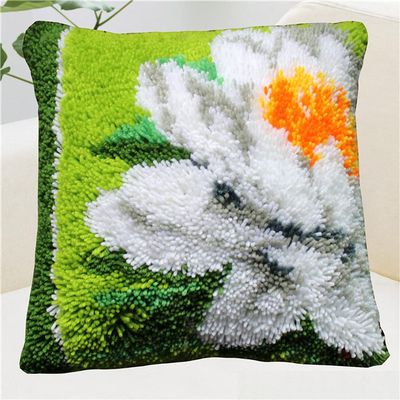 Latch Hook Cushion Kits Half White Lotus Latch Hook kit Cushion Throw Pillow Embroidery Craft Kits for Beginner DIY Latch Hook Rug Kit Canvas Home Decor 43x43cm