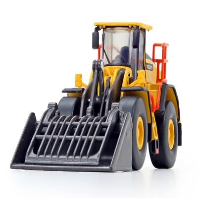 First Gear Volvo: Volvo L180H Wheel Loader Waste Handler