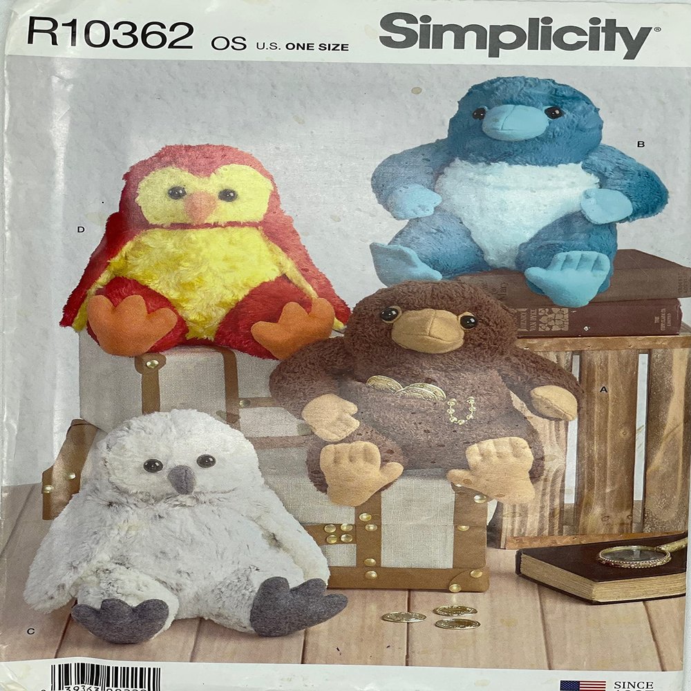 Simplicity R10362OS Stuffed 8.5" Animals (Platypus & Owl) Sewing Pattern