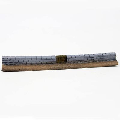 War World Gaming | Garden Wall with Gate | Painted x 1 | 20mm - 28mm Scale Resin Wargaming Tabletop Terrain Scenery
