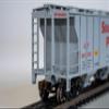 Bachmann Trains - PS-2 Two Bay Covered Hopper - Late Version - Southern Pacific #401520 - HO Scale view 4