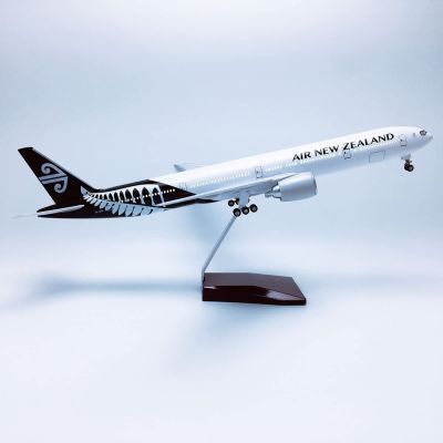 DKHOUN 18.5Inch 1:158 New Zealand B777-300Er Model Jet Plane with Lights and Wheels for Collection Or Gift Ornament