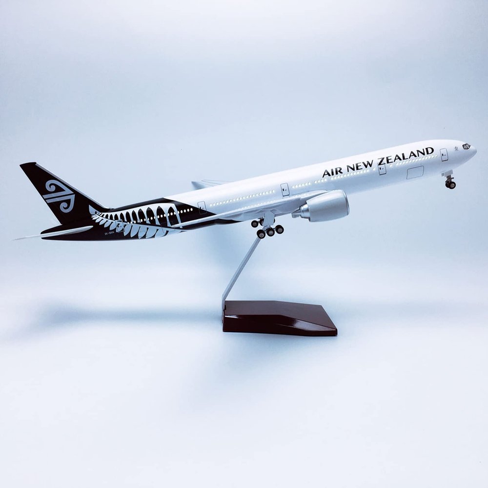 DKHOUN 18.5Inch 1:158 New Zealand B777-300Er Model Jet Plane with Lights and Wheels for Collection Or Gift Ornament