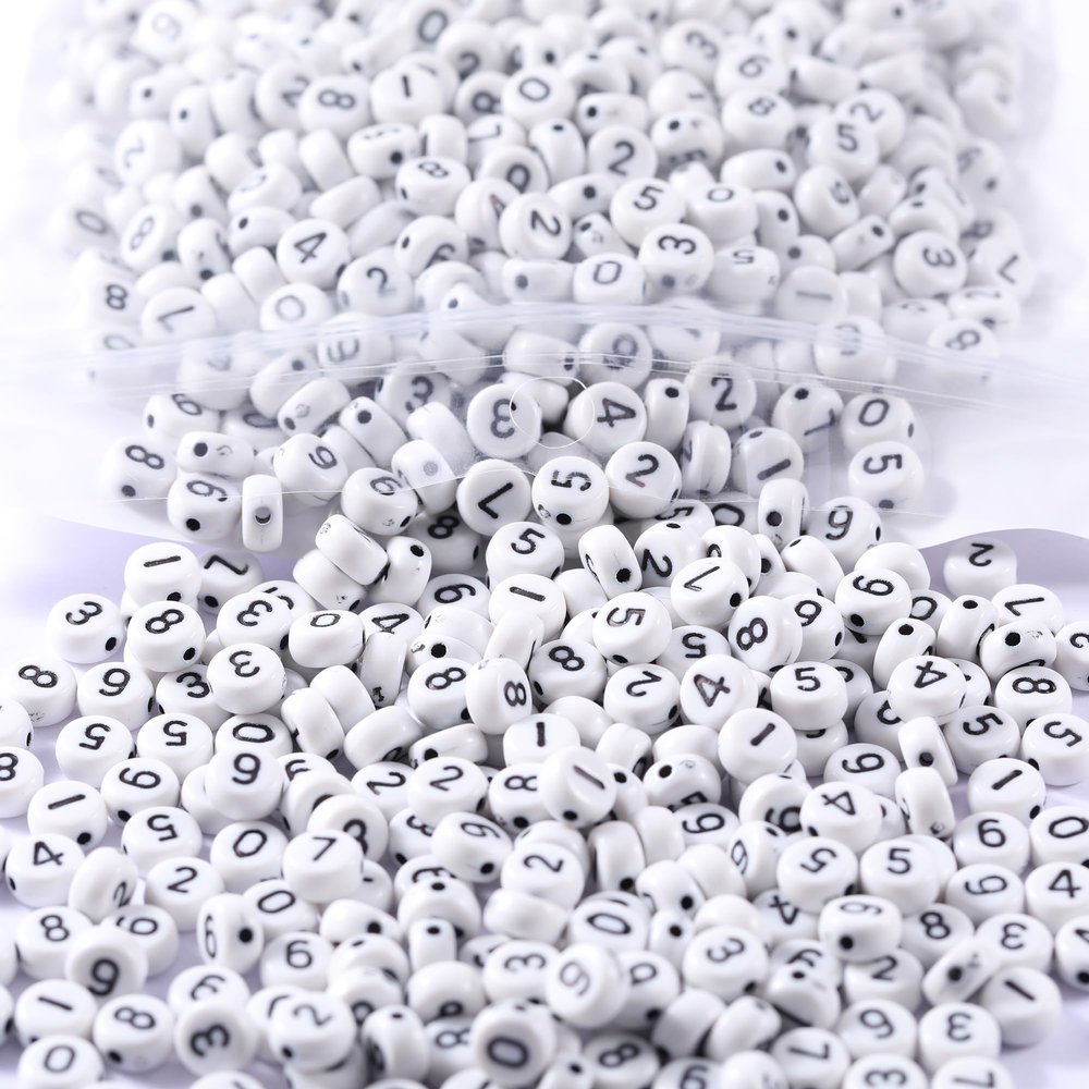 1000pcs White Acrylic Number Beads 7x4mm Mixed Number Beads Acrylic Plastic Round Shape Loose Beads for DIY Phone Case Glasses Decoration Bracelets Necklaces Key Chains