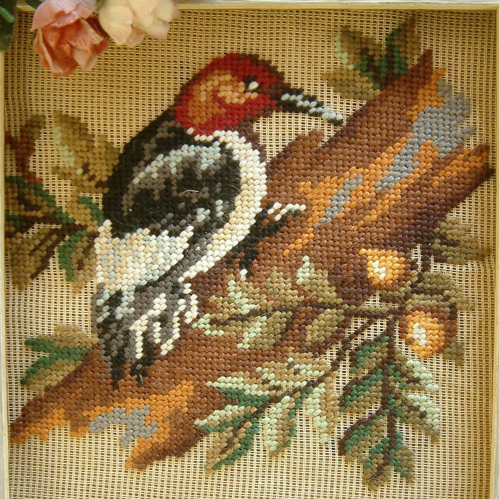 Fine Home Crafts Vivid Cute Woodpecker on Old Tree Trunk Needlepoint Canvas Preworked