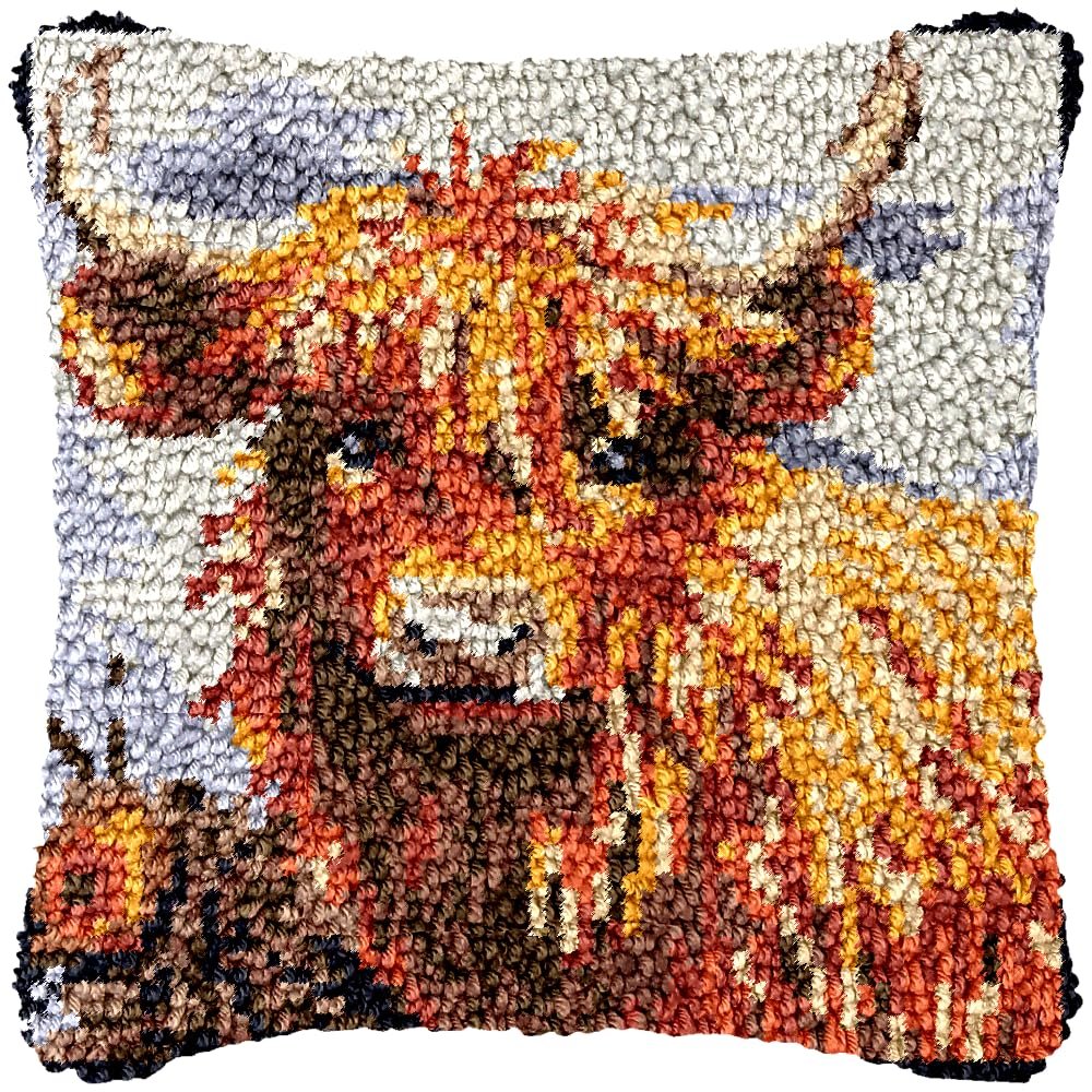Brown Highland Cow Cattle Latch Hook Kits Pillow Crochet Yarn Rug Pre-Printed Cushion Needlework Pillowcase Hook and Latch Kit Christmas Home Sofa Decoration 43x43cm