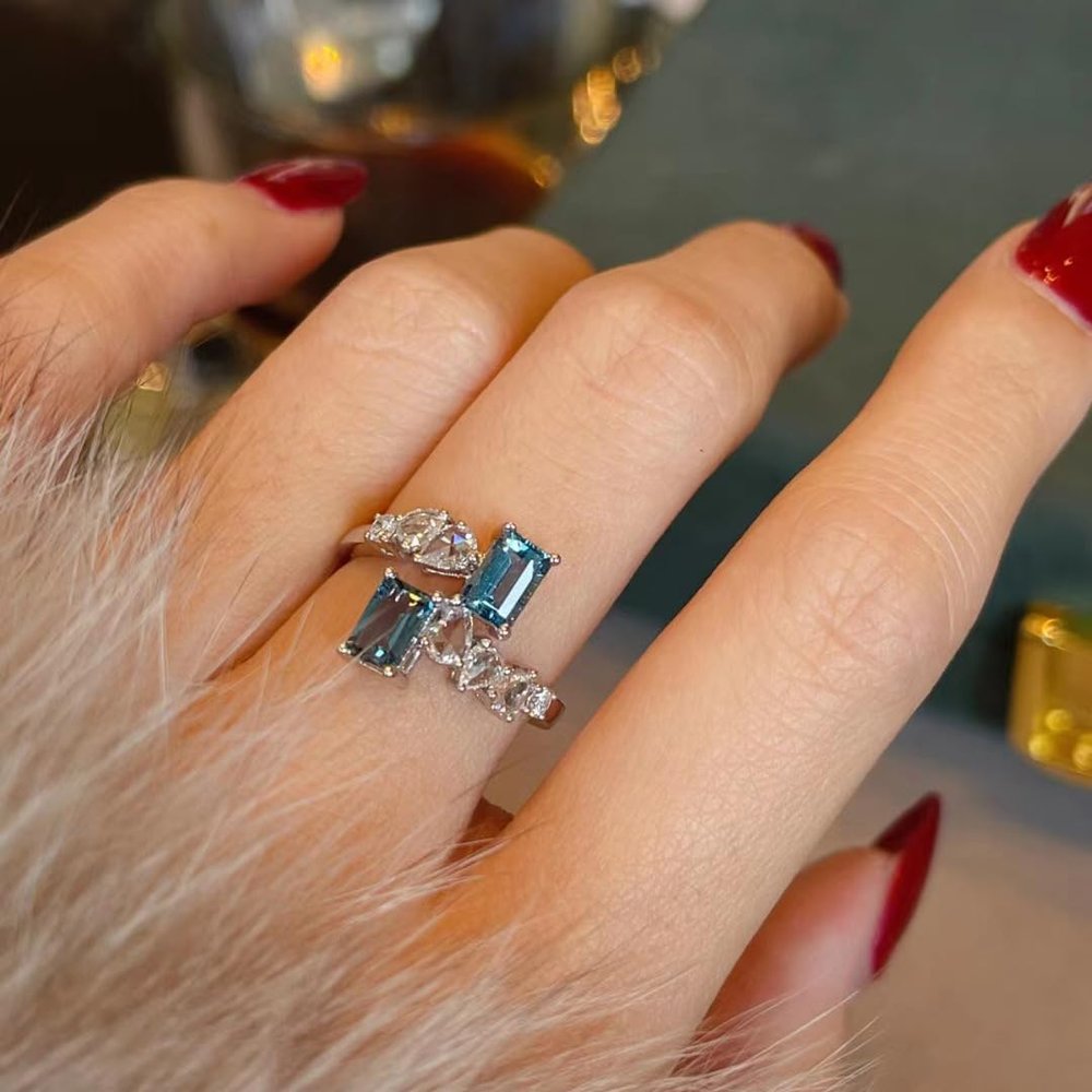 925 Sterling Silver Shiny Full Diamond Ring 18K Gold Sapphire Criss Cross Cubic Zirconia Promise Rings CZ Diamond Multi Row Cocktail Halo Rings Eternity Engagement Wedding Band Ring Z.76 (US Code 9)