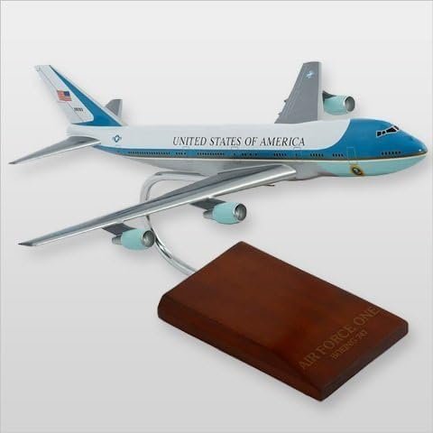 Scalecraft Boeing VC-25A (747-200) Presidential Air Force One Desktop Display Airplane Model Scale: 1/200