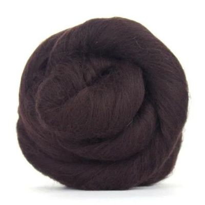 Revolution Fibers Merino Wool Combed Top | 1 lb Premium Wool Roving | 22 Micron, Best Merino Wool for Spinning, Tapestry, Needle Felting, Big Yarn Roving and Wall Hangings (Mocha)