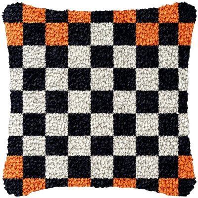 Beginner Color Grids Latch Hook Kits Pillow Cover Set Sofa Cushion Latch Hooking Carpet Rug Acrylic Yarn Printed Pillowcase Craft Kits with Tools Sofa Decor 17 x 17 Inch