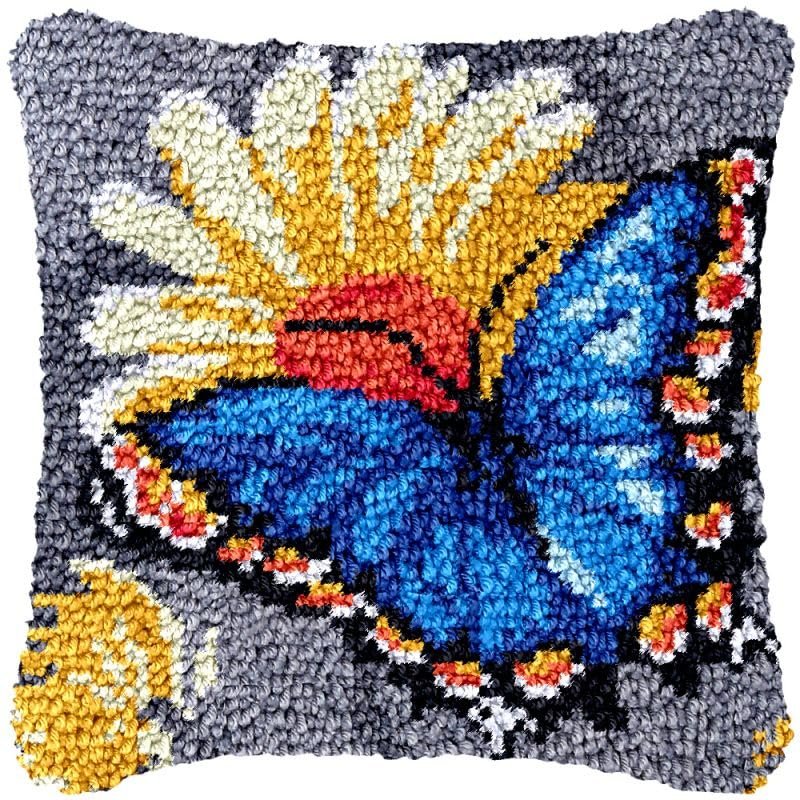 Butterfly & Flower Latch Hook Kits Pillow Cover DIY Rug Crochet Hook Cushion Making Kits with Preprinted Pattern Canvas Rug Making Starter DIY Crochet Kits Decoration 43x43cm