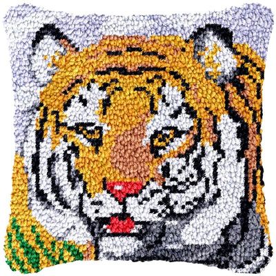 Tiger Latch Hook Kits Pillow Cover DIY Rug Making Crochet Hook Cushion Making Kits with Preprinted Pattern Canvas DIY Needlework Crochet Kits Christmas Decoration 43x43cm