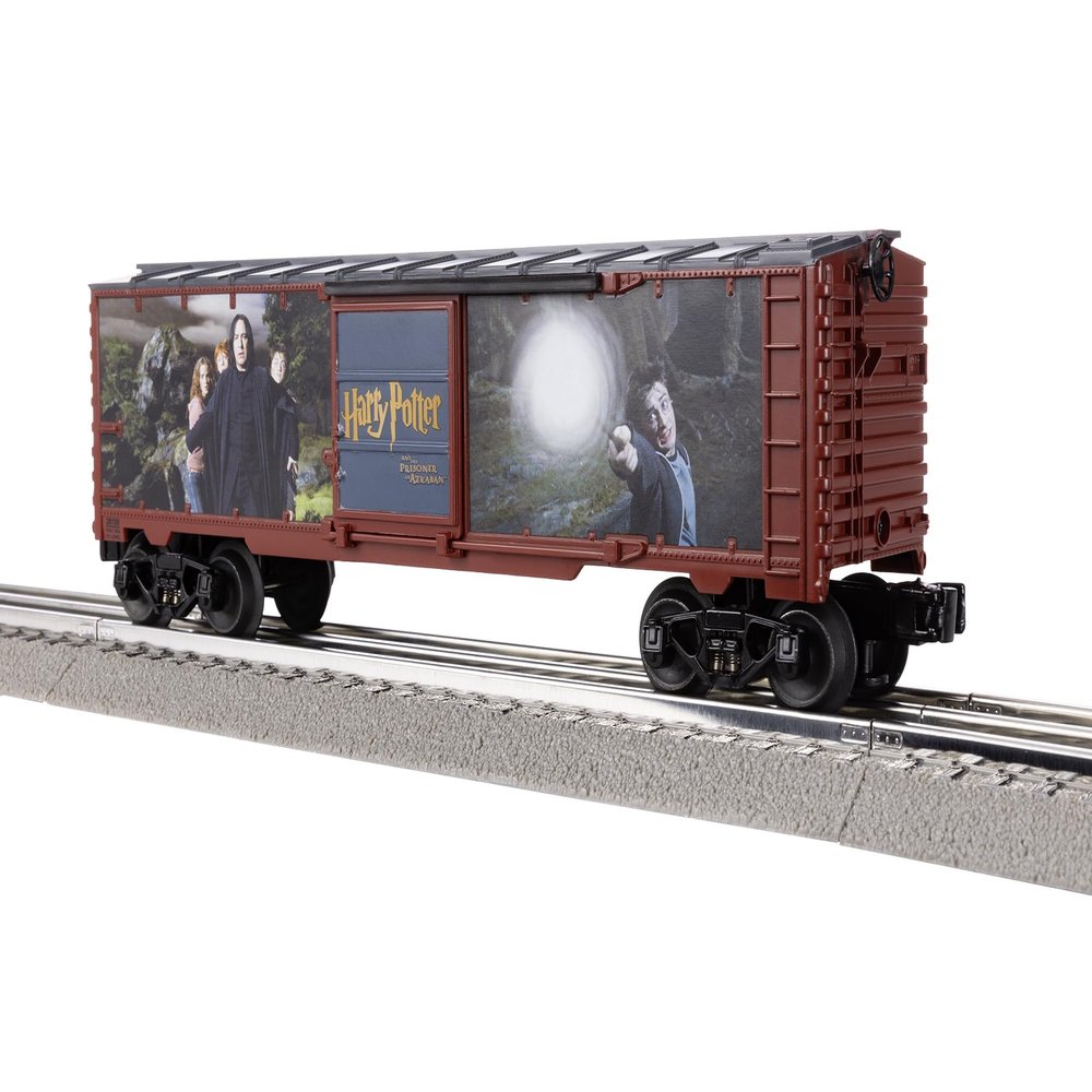 Lionel Harry Potter and the Prisoner of Azkaban O Gauge Model Train Boxcar Movie Clip Graphics, Opening Doors, Operating Couplers, & Diecast Trucks, Age 14+
