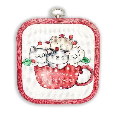 Letistitch Counted Cross Stitch Kit Meowy Christmas with Hoop Included L8080
