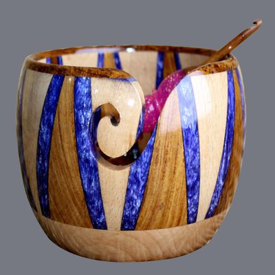 Handmade Yarn Bowl for Knitting, Wooden Large Yarn Holder Handmade Yrn Bowl for Crocheting, Yarn Storage Box for Yarn Best Gift