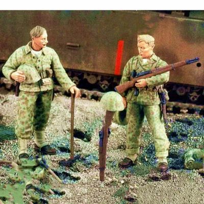 1/35 WWII American Soldier Resin Model Kit Unpainted and Unassembled Miniature Resin Model Parts (2 People) // E7D8a-4, Large, colourless, OLmKLmnk17