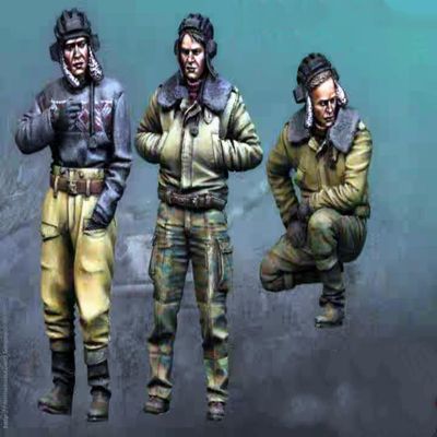1/35 WWII Soviet Tank Soldier Resin Model Kit unpainted and unassembled Miniature Resin Model Parts (3 Men, no Tanks) // E5D9a-1