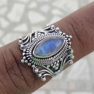 RKKOJJO 925 Sterling Silver Shiny Vintage Moonstone Ring 18K Promise Cocktail Rings Ring Eternity Engagement Wedding Band Ring for Women Size 9