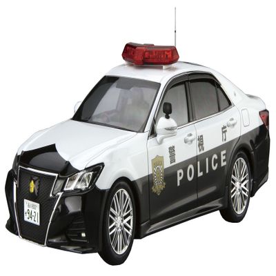 Aoshima Toyota GRS214 Crown Patrol Car for Traffic 16 1:24 Scale Model