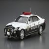Aoshima Toyota GRS214 Crown Patrol Car for Traffic 16 1:24 Scale Model view 2