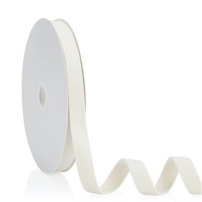 Cream White 5/8 inch Velvet Ribbon, Double Faced Continuous 20 Yards Velvet Ribbon Use for Christmas Tree Ornaments,Gift Wrapping,Bow Making,Wreath Decoration,Wedding Boutonnieres,Handmade Crafts