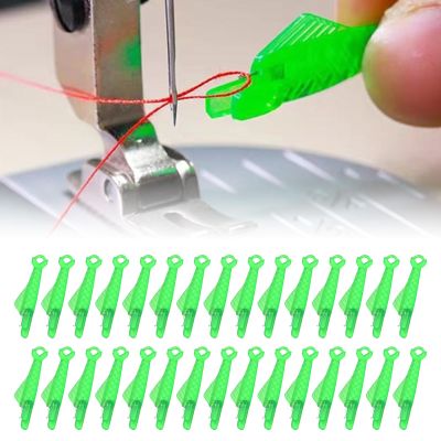 Needle Threader for Sewing Tool - Fish Type Needle Threaders for Hand & Machine Sewing, Plastic Sewing Needle Threader with Hook for Small Eye Needle,for DIY Art Craft Knitting Quilting (green-30pcs)