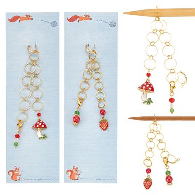 NBEADS 2 Pcs Mushroom/Strawberry Knitting Row Counter Chains, 2 Pcs Beaded Stitch Markers Row Counting Accessories with Iron Linking Ring for Sewing Knitting Crochet Tracking
