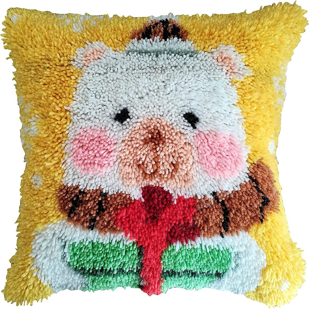 Beyond Your Thoughts Christmas Latch Hook Kits Cute Bear Pillow Cover Pattern Printed Crochet Needlework Crafts for Kids Adults and Beginners Family Decoration 16.5 * 16.5 in BZ1102