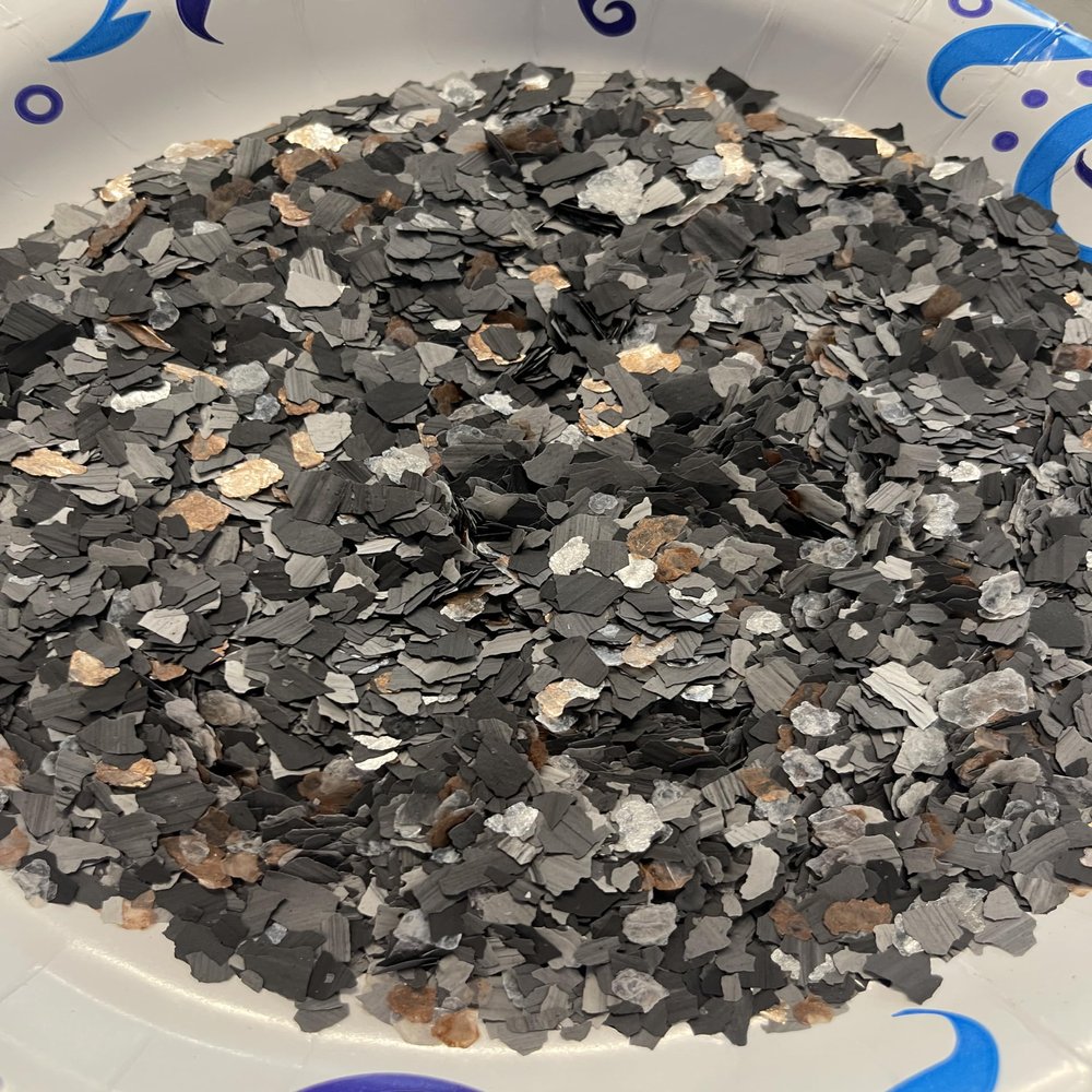 Brindle Blend 5 Lbs of Carbon, Black and Gray with Reflective Silver & Gold Stone in 1/4 Size Epoxy Floor Coating Flakes