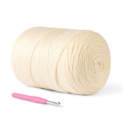 (800g/228yds) T Shirt Yarn, Soft Tshirt Crochet Yarn for Crafts and DIY Knitting Crocheting Cloth/Bag/Basket/Coaster, 100% Polyeste Elastic Fabric Chunky Thick Yarns for Crocheting (Milky White)